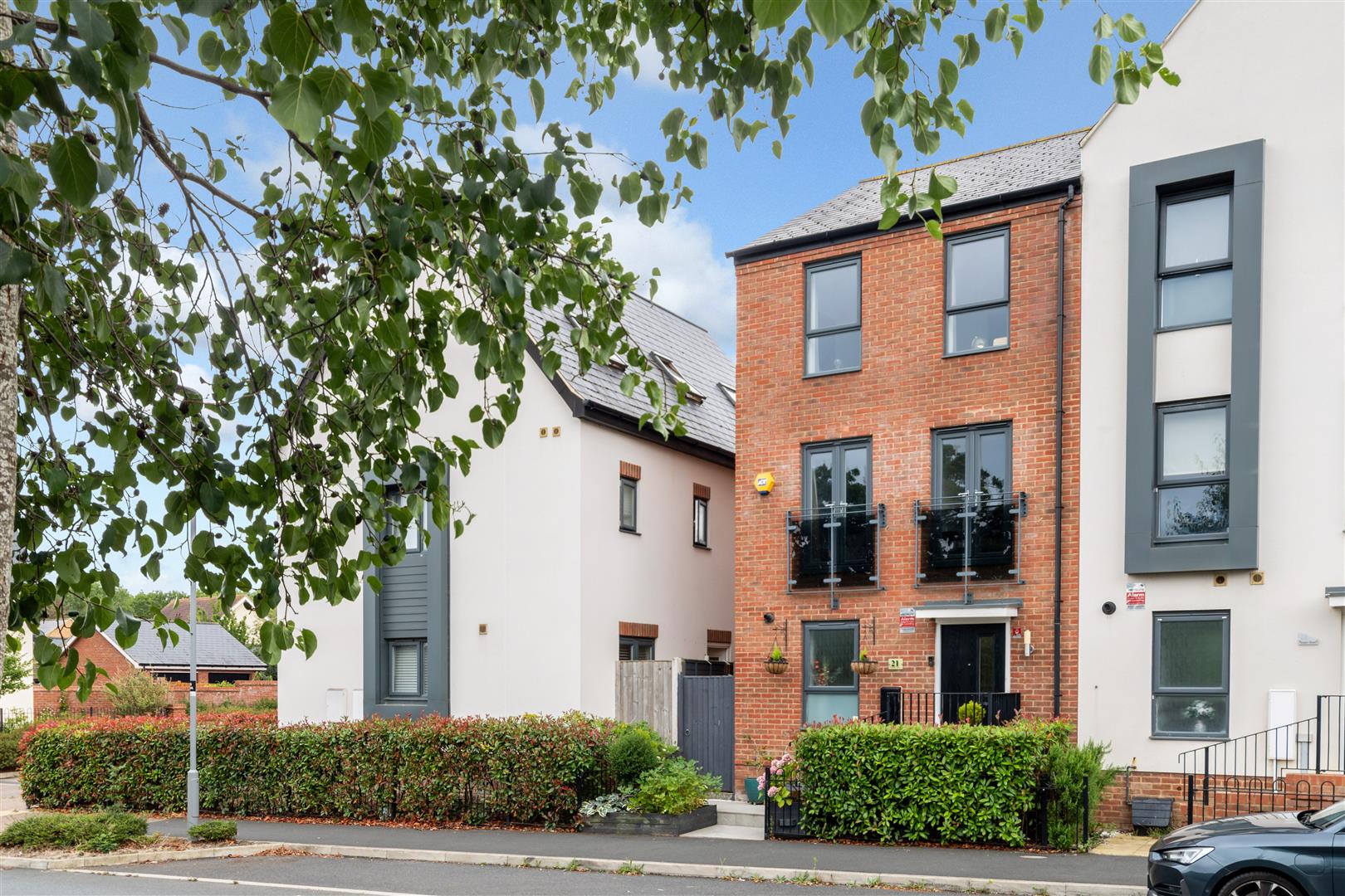 Randall Avenue, Whitehouse, Milton Keynes
